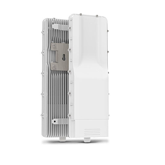Tachyon Networks TNA-301 60 GHz Outdoor 120° Beamforming Access Point with 2.5GbE